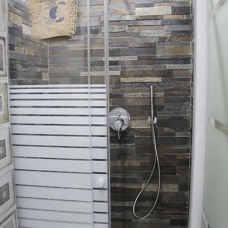 Lightroom Affittacamere 3*